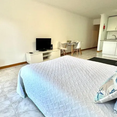 Apartament Da Rocha, 4ºb Jardins Da Rocha, Charming Studio, Near The Sea, By Ig *